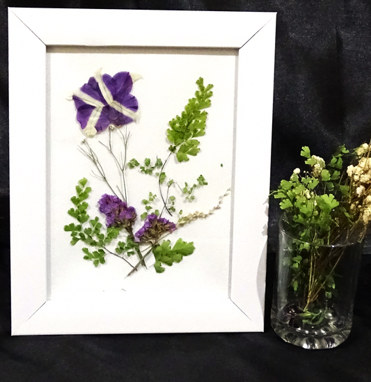 Artistic Frames with Real Preserved Flowers